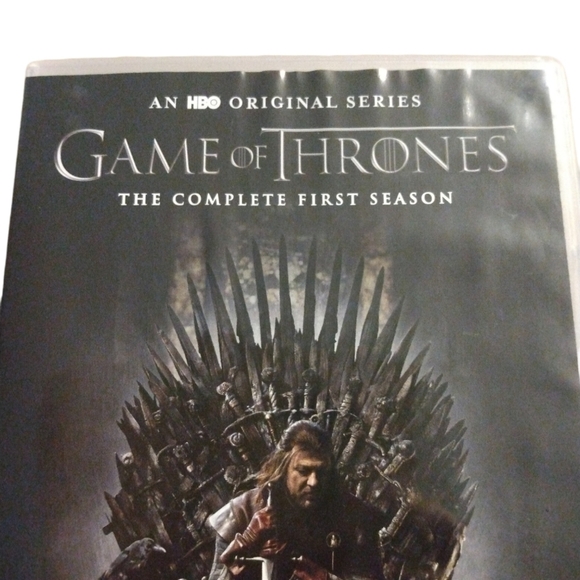 The Game of Thrones Complete First Season DVD collection - Picture 6 of 6